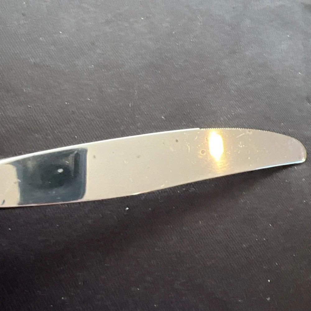 Oneida knife has